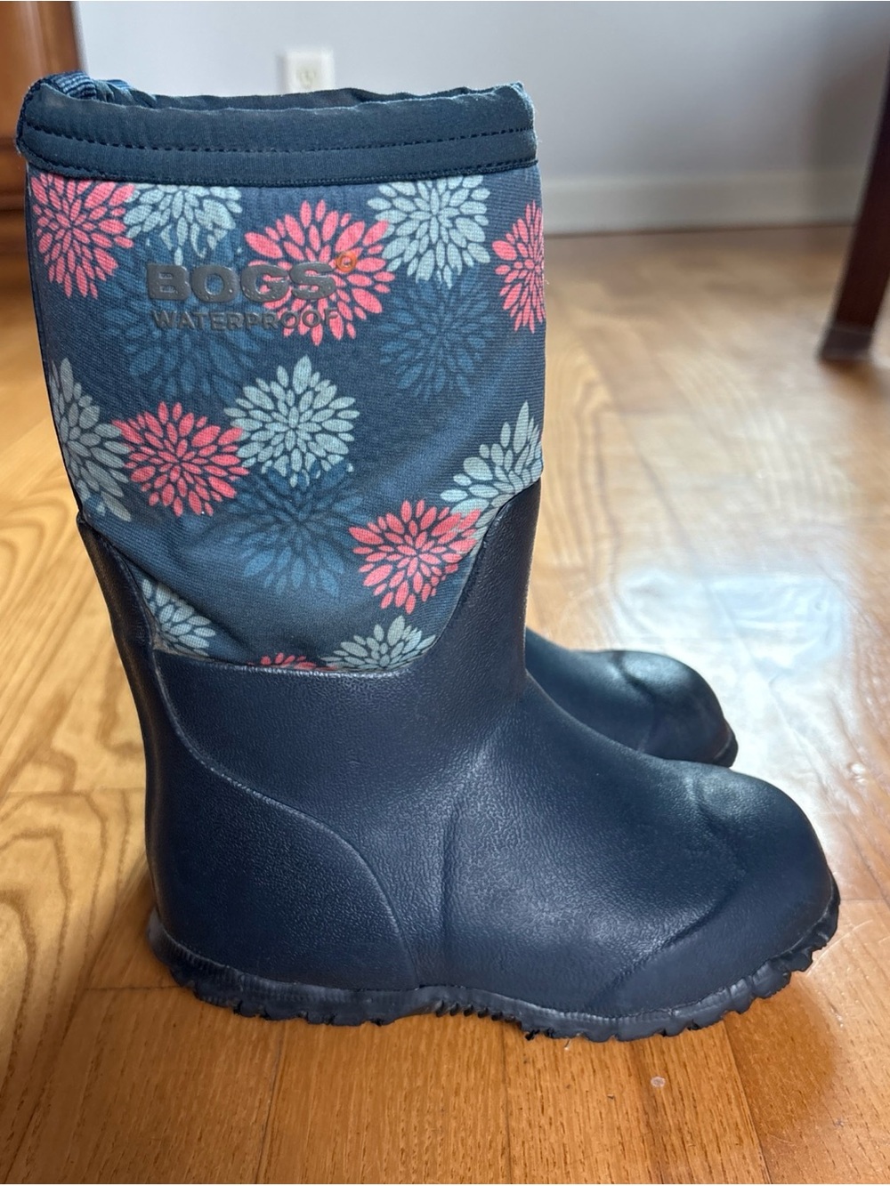 Bogs Snow Boots Sz 9 Kids Girls Floral Blue Pink Gray Insulated Winter Neoprene